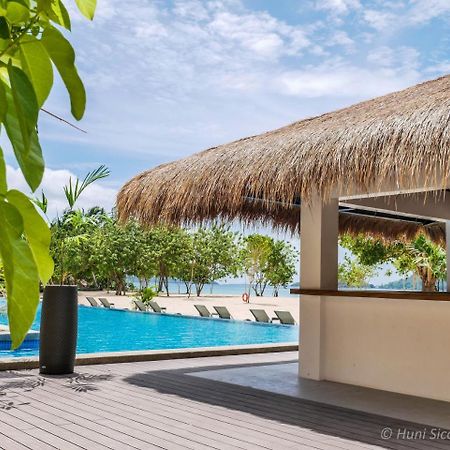 Huni Sicogon Hotel Carles Luaran gambar